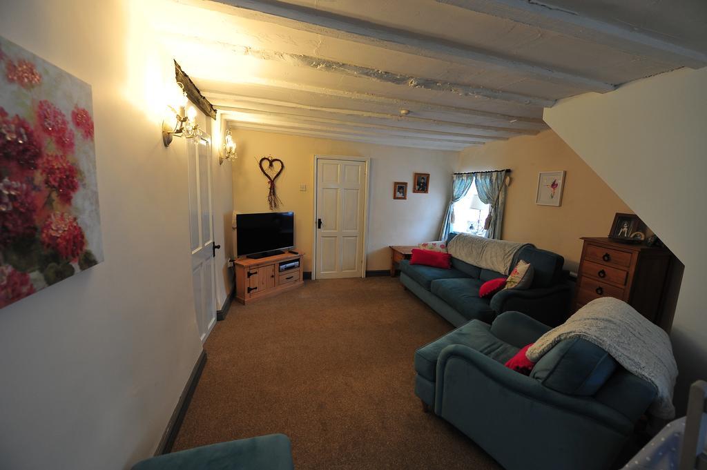 Ty Capel Isa Villa Blaenau Ffestiniog Exterior photo